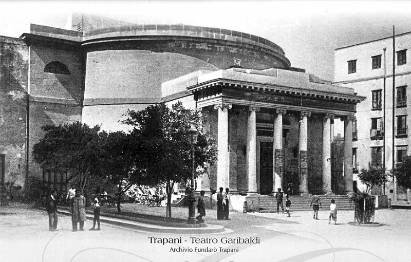 Vecchia Trapani 144 - Trapani - Cartolina - Teatro Garibaldi archivio Fundaro' foto del 1934.jpg